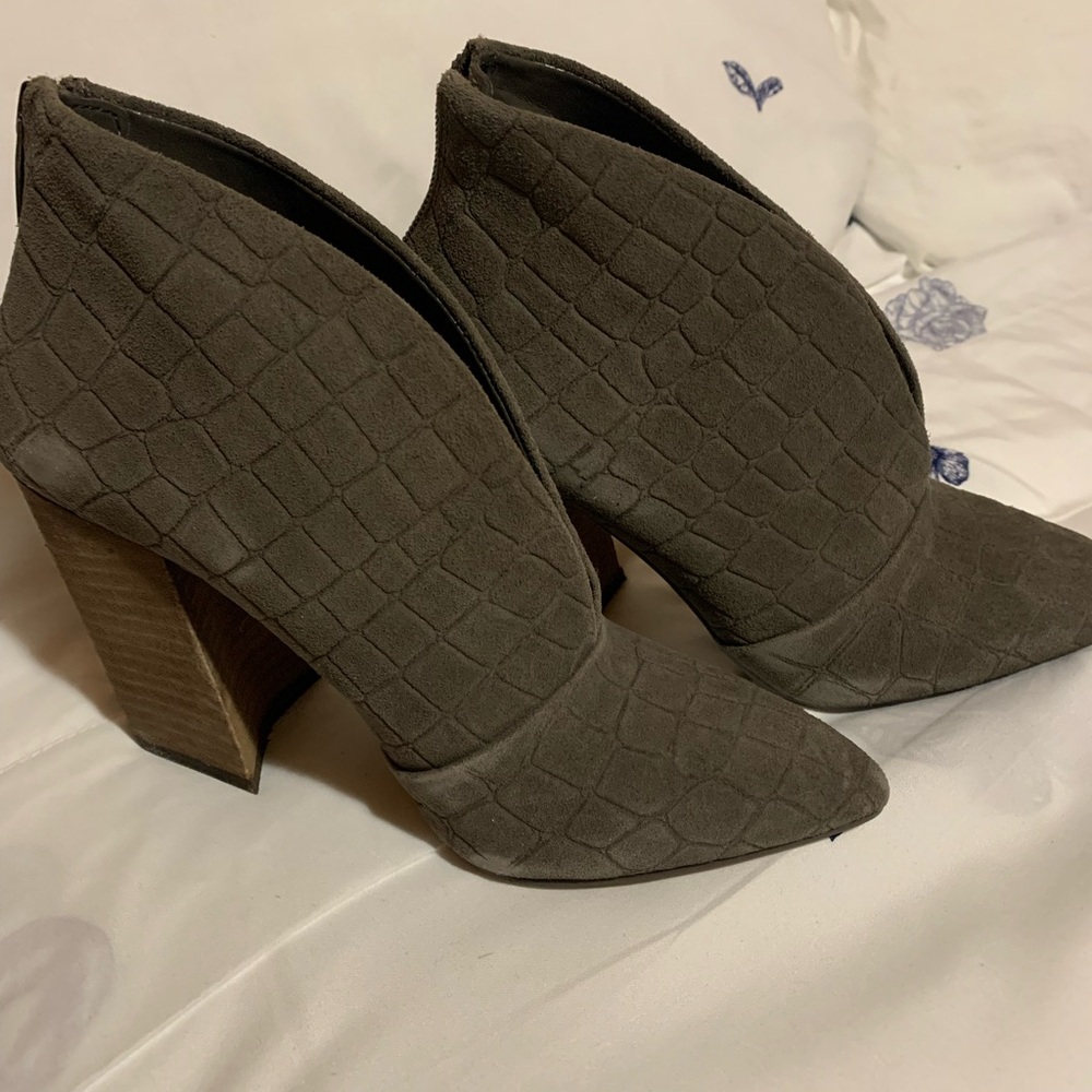 Elegant Brown Women's Shoes